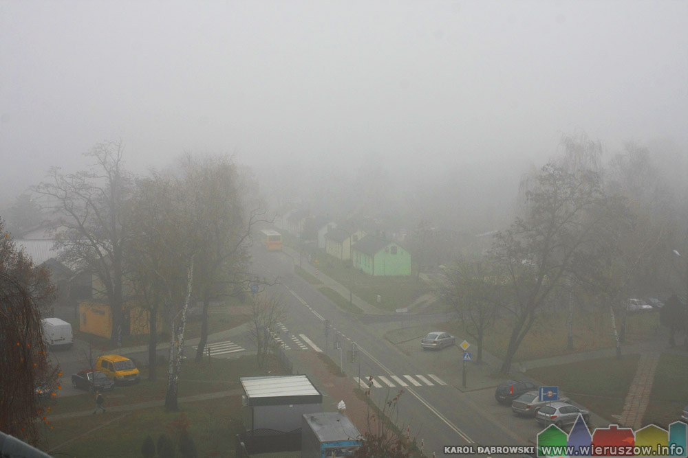 Wieruszów we mgle - ulica Fabryczna